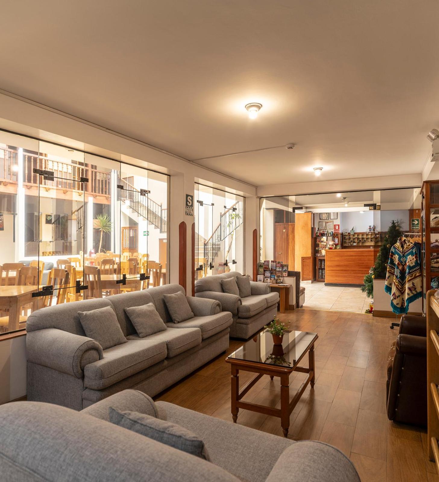 Saphi Inn Cusco - Excelente Ubicacion Екстериор снимка
